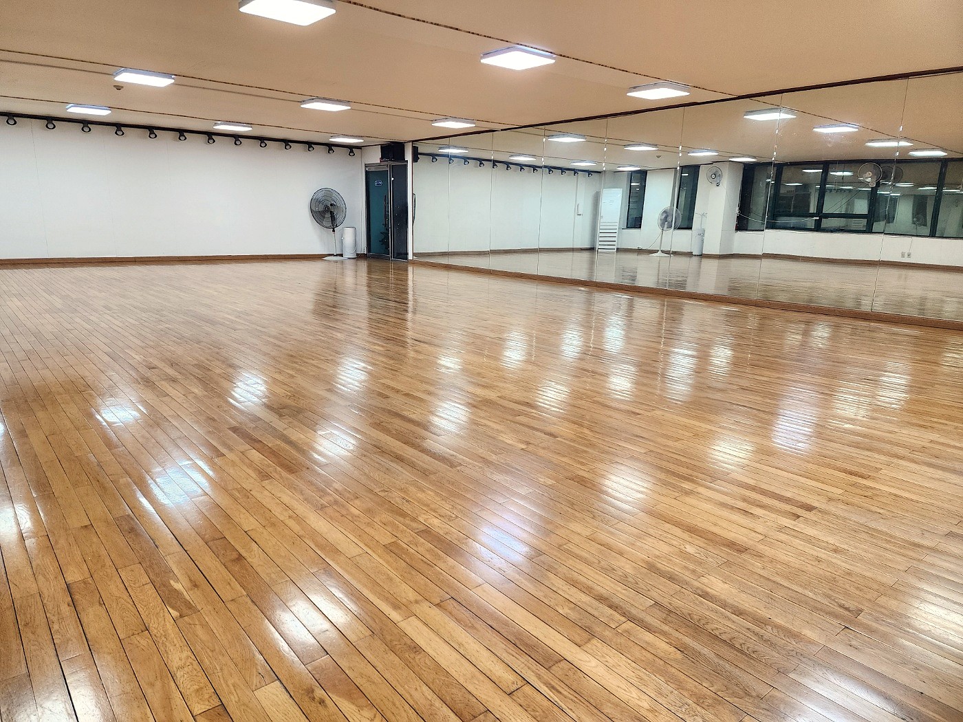 KakaoTalk_20260906_140955950_10.jpg