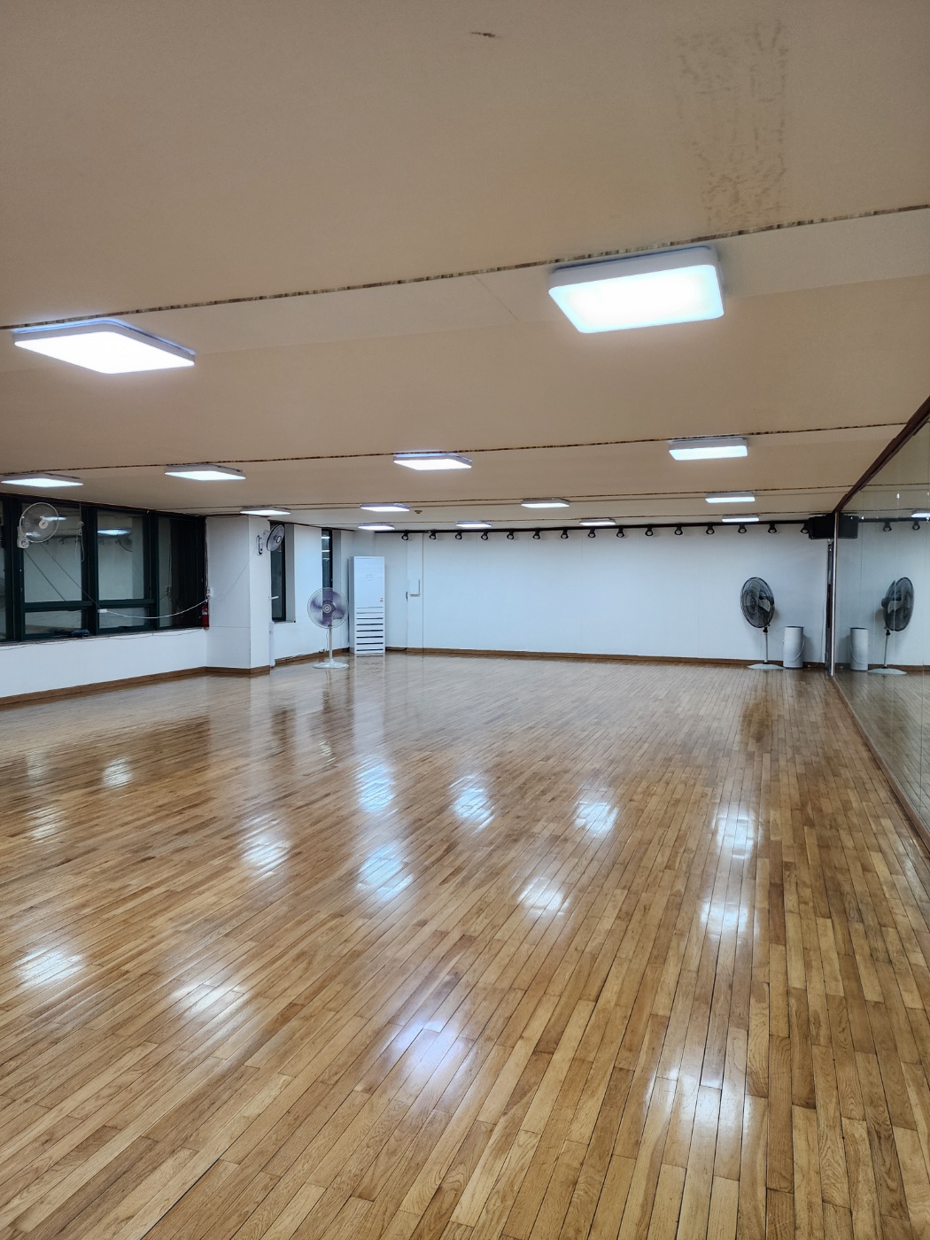 KakaoTalk_20260906_140955950_09.jpg